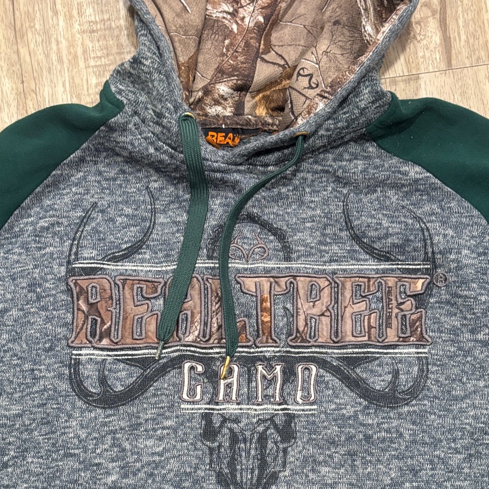 Realtree Green & Gray Camo-Trim Pullover Hoodie - Picture 2 of 7